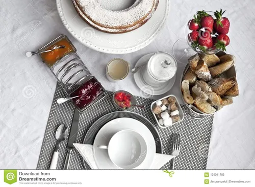 Доброе Утро Картинки стол с тарелками и едой