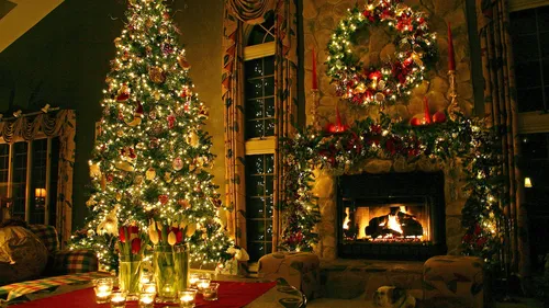 Новый Год Картинки рождественская елка в гостиной