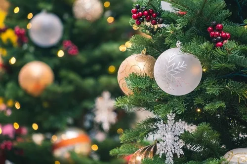 Рождество Картинки дерево с украшениями и огнями