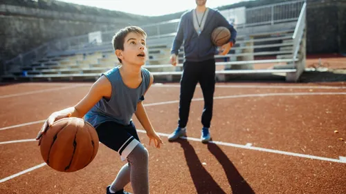 Спорт Картинки девушка с баскетбольным мячом