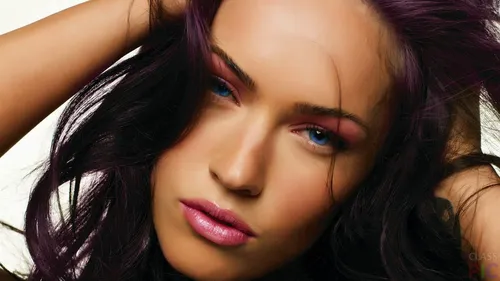 Меган Фокс, Красивые Девушек Картинки женщина с фиолетовыми глазами