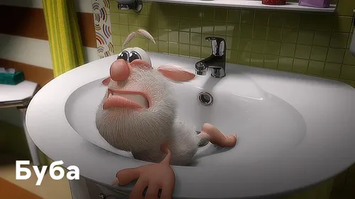 Буба Картинки человек, держащий игрушку в ванне