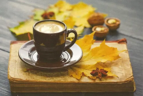 Сдобрым Осенним Утром Картинки чашка кофе на подносе