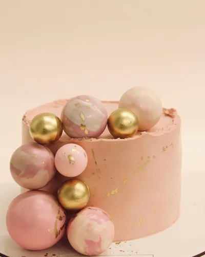 Тортов Картинки торт с розовыми и зелеными украшениями
