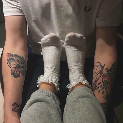 Милые На Аву Картинки ноги человека с татуировками