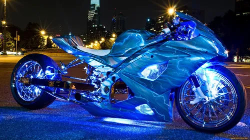 Крутые Фото синий мотоцикл, припаркованный на улице