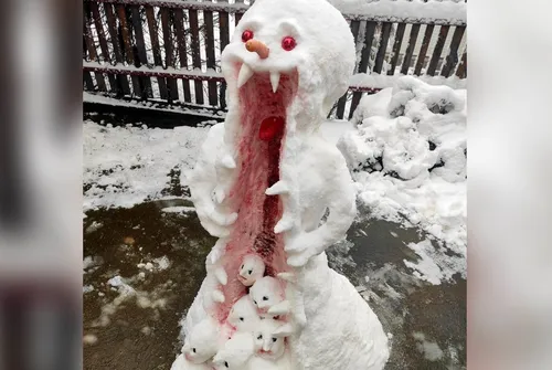 Снеговик Картинки снеговик с красными глазами