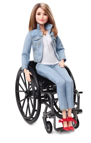 Барби Картинки человек, сидящий в инвалидном кресле