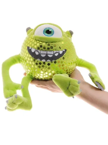 Игрушек Картинки зеленая лягушка на руке человека