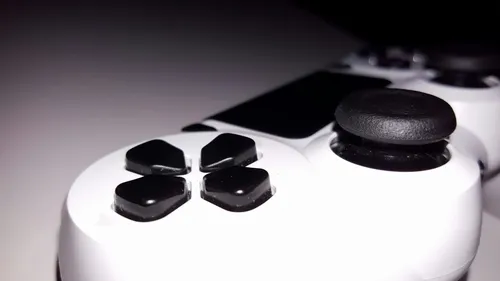 Playstation Обои на телефон крупный план игрового контроллера