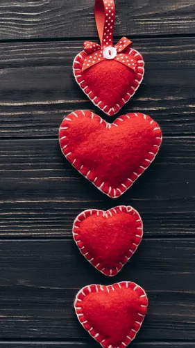 День Святого Валентина Обои на телефон красно-белое сердце