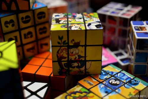 Кубик Рубика Обои на телефон группа игрушек