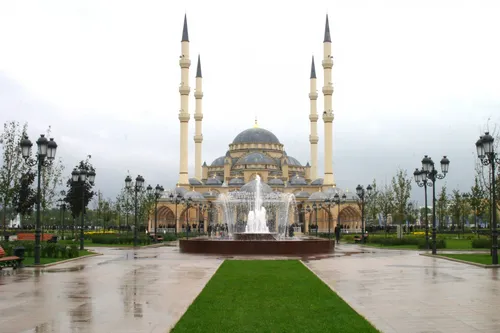 Чечня Обои на телефон фонтан перед зданием