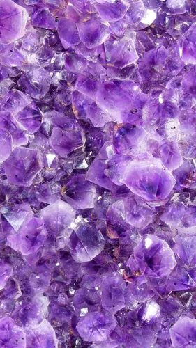 Пурпурные Обои на телефон куча фиолетовых кристаллов