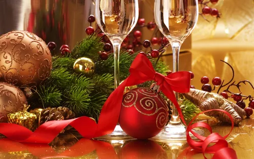 Новый Год 2019 Обои на телефон рождественская елка с бокалом вина
