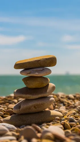 Камни Обои на телефон стопка камней на пляже