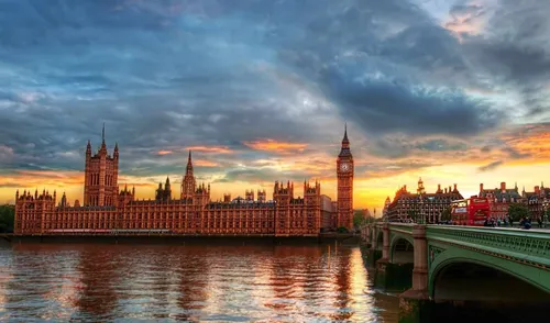 Лондон Обои на телефон мост через реку, ведущий к большому зданию с часовой башней