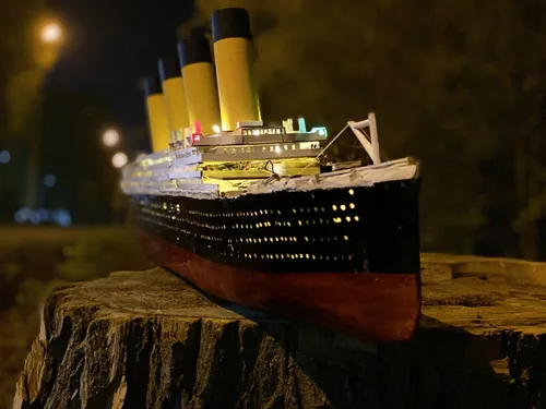 Титаник Обои на телефон модель корабля