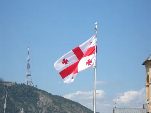 Флаг Грузии Обои на телефон пара флагов на шесте