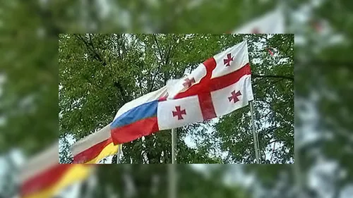 Флаг Грузии Обои на телефон флаг, развевающийся в воздухе