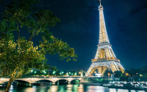 Франция Обои на телефон ночью освещалась большая башня