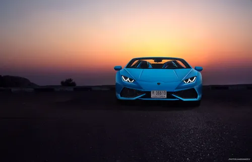 Lamborghini Huracan Обои на телефон синий автомобиль, припаркованный на дороге