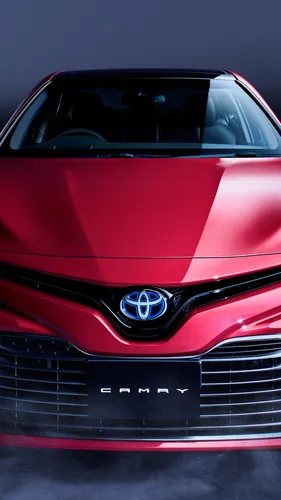 Toyota Camry Обои на телефон передняя часть красного автомобиля