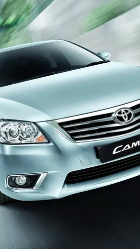 Toyota Camry Обои на телефон передняя часть автомобиля