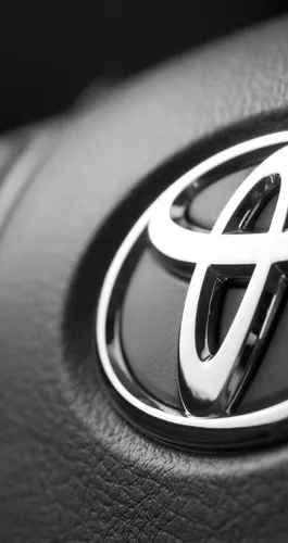 Toyota Обои на телефон логотип автомобиля крупным планом