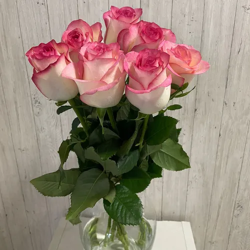 Розы Фото ваза с розовыми розами