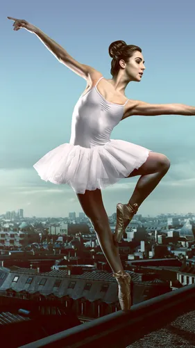 Балерина Обои на телефон женщина в белом платье прыгает в воздух