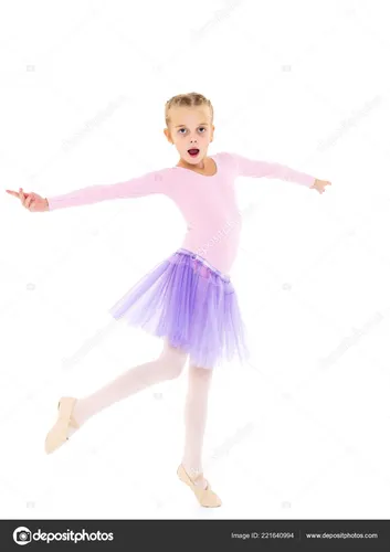 Балерина Обои на телефон молодая девушка танцует