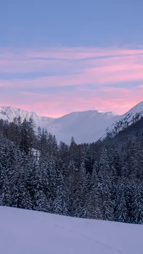 Бесплатные Зима Обои на телефон снежный горный пейзаж