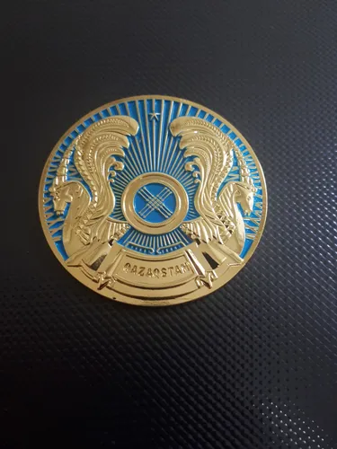 Казахстан Обои на телефон золотая и синяя монета