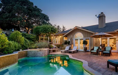 Красивые Дома Обои на телефон бассейн на заднем дворе