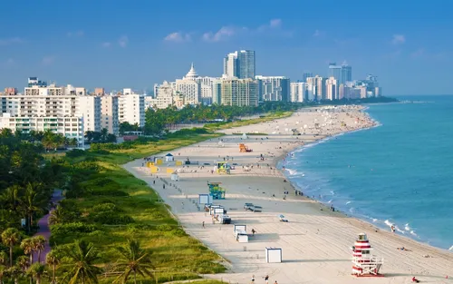 Майами Обои на телефон пляж с постройками вдоль него