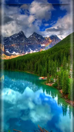 Обалденные Обои на телефон озеро, окруженное деревьями и горами
