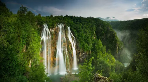 Водопад Горы Обои на телефон группа водопадов в лесу