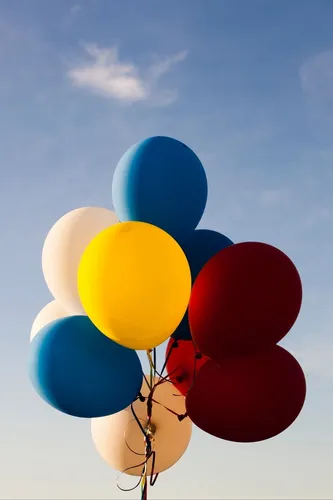 Воздушные Шарики Обои на телефон группа воздушных шаров