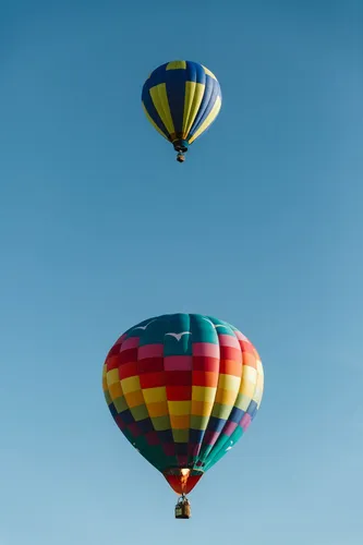 Воздушные Шарики Обои на телефон пара воздушных шаров в небе