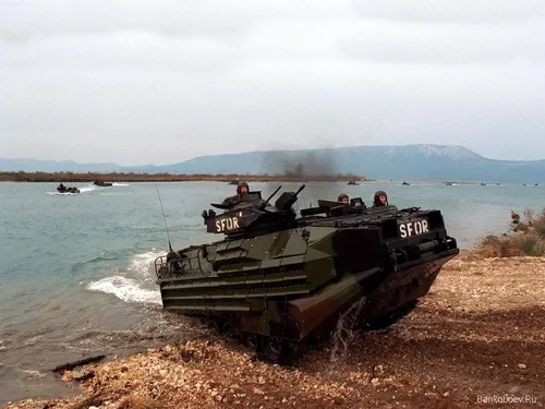 Морская Пехота Обои на телефон военный танк на пляже