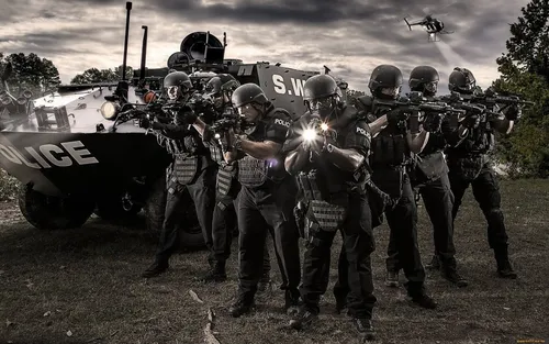 Морская Пехота Обои на телефон группа людей в снаряжении для борьбы с беспорядками