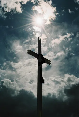 С Крестами Обои на телефон крест с облачным небом