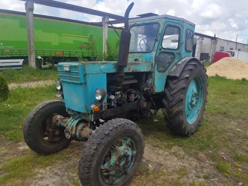 Трактора Обои на телефон трактор, припаркованный на траве