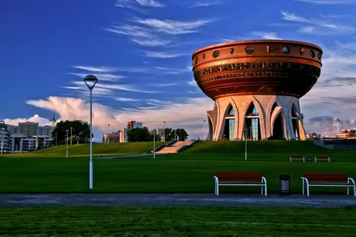Казань Фото большое здание с куполом наверху