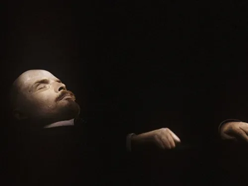 Оливер Ридель, Ленин В Мавзолее Фото мужчина с поднятой рукой