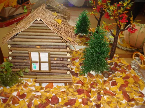 Поделки Осень В Школу Фото пряничный домик с деревом