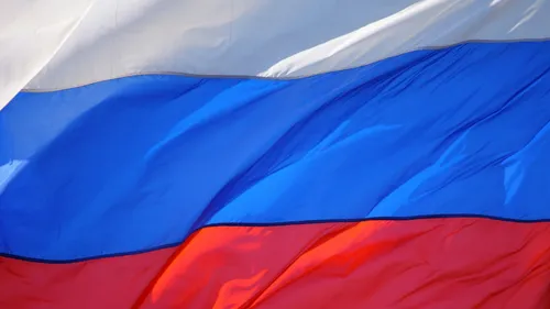 Флаг России Фото флаг с красно-синей полосой
