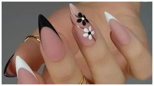 Красивые Ногти Фото рука с цветком
