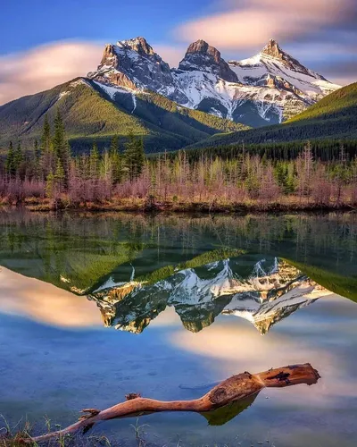 Красивые Природы Фото озеро с горами на заднем плане